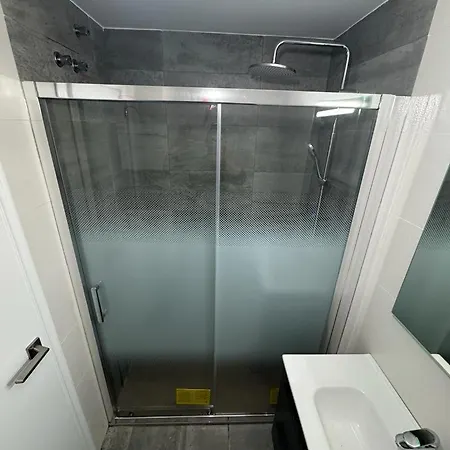 1 Minute Walking From Playa Del Cura *