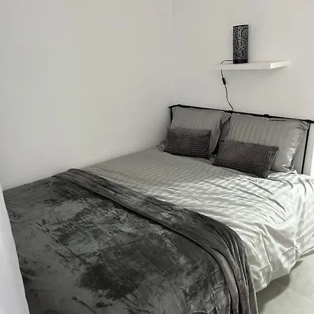 1 Minute Walking From Playa Del Cura Apartment Torrevieja